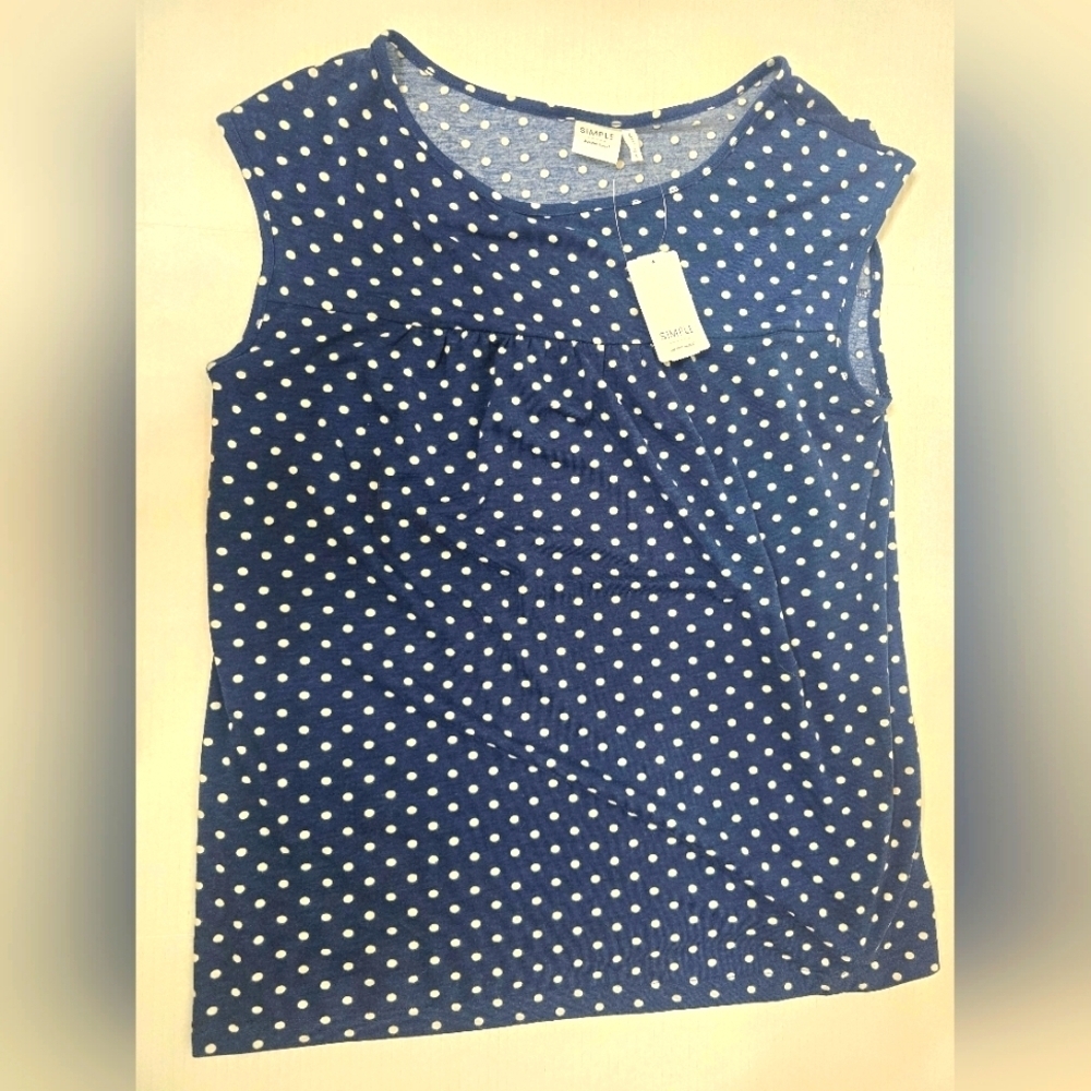 Simple Suzanne Betro Sleeveless Blouse